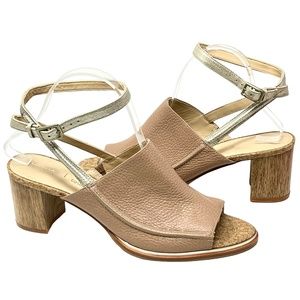 Clarks women's Ellis Ada Beige Leather Ankle Strap Sandals size 9.5